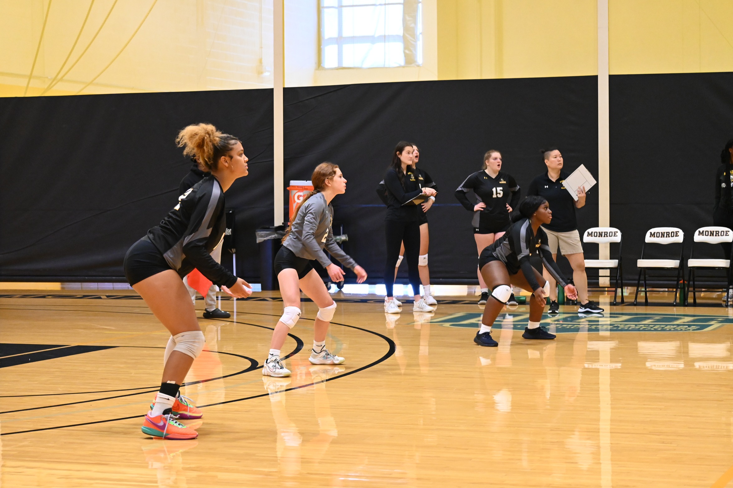 Volleyball Splits at SUNY Broome Pod, Mitchell Sets Season-High 12 Kills