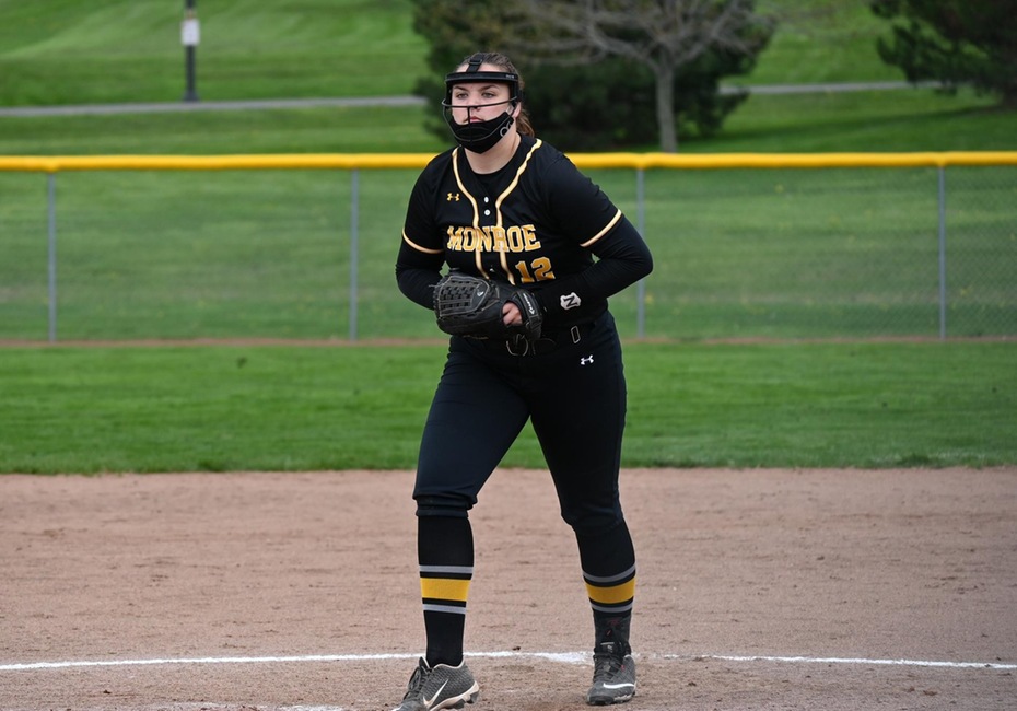 MCC Softball Slipped Away and Couldn't Recover to Hocking