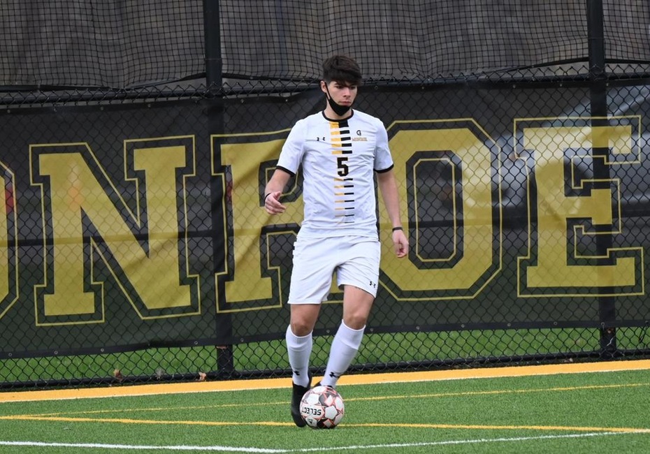 Tribunes Fall on the road at Mohawk Valley