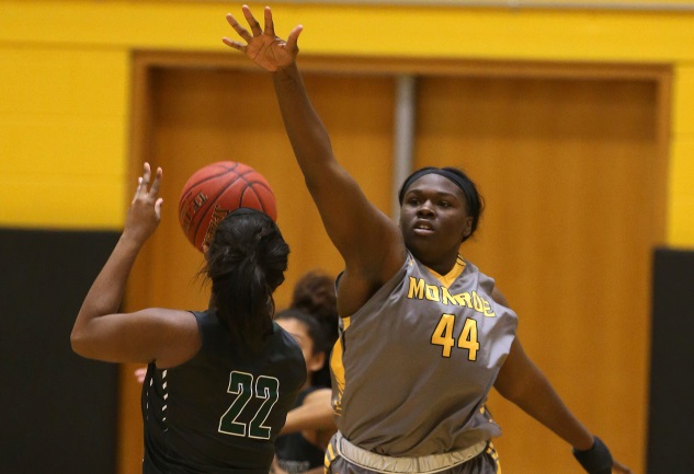 Jaynelle Robinson had six points and eight rebounds for the Tribunes.