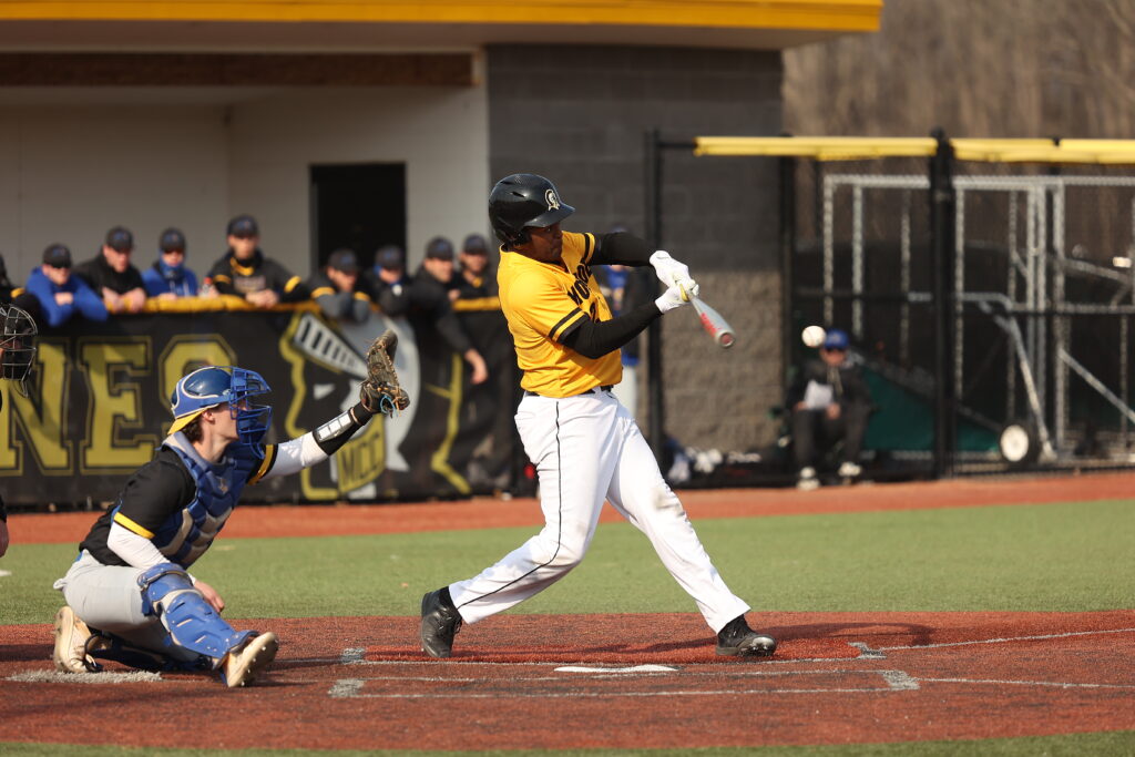 Bowens and Monroe Walk-Off with DH Split