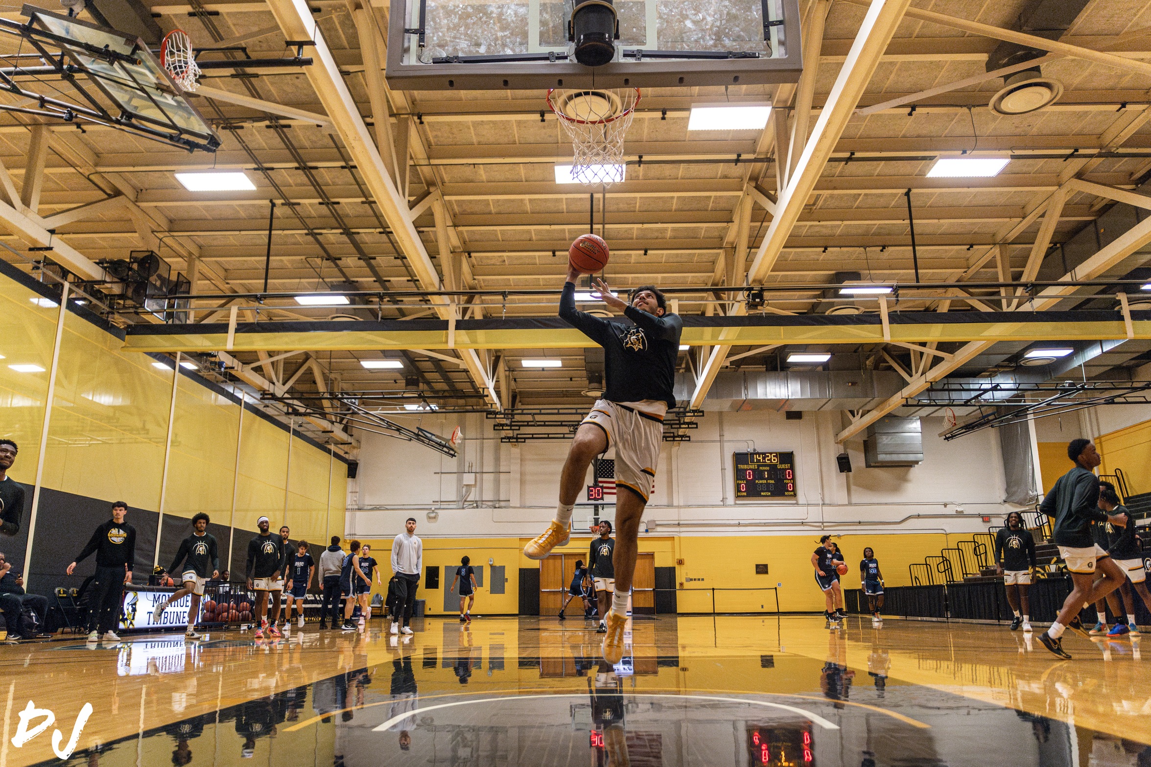 #16 Tribunes Fall to #6 Ranked Herkimer 71-67