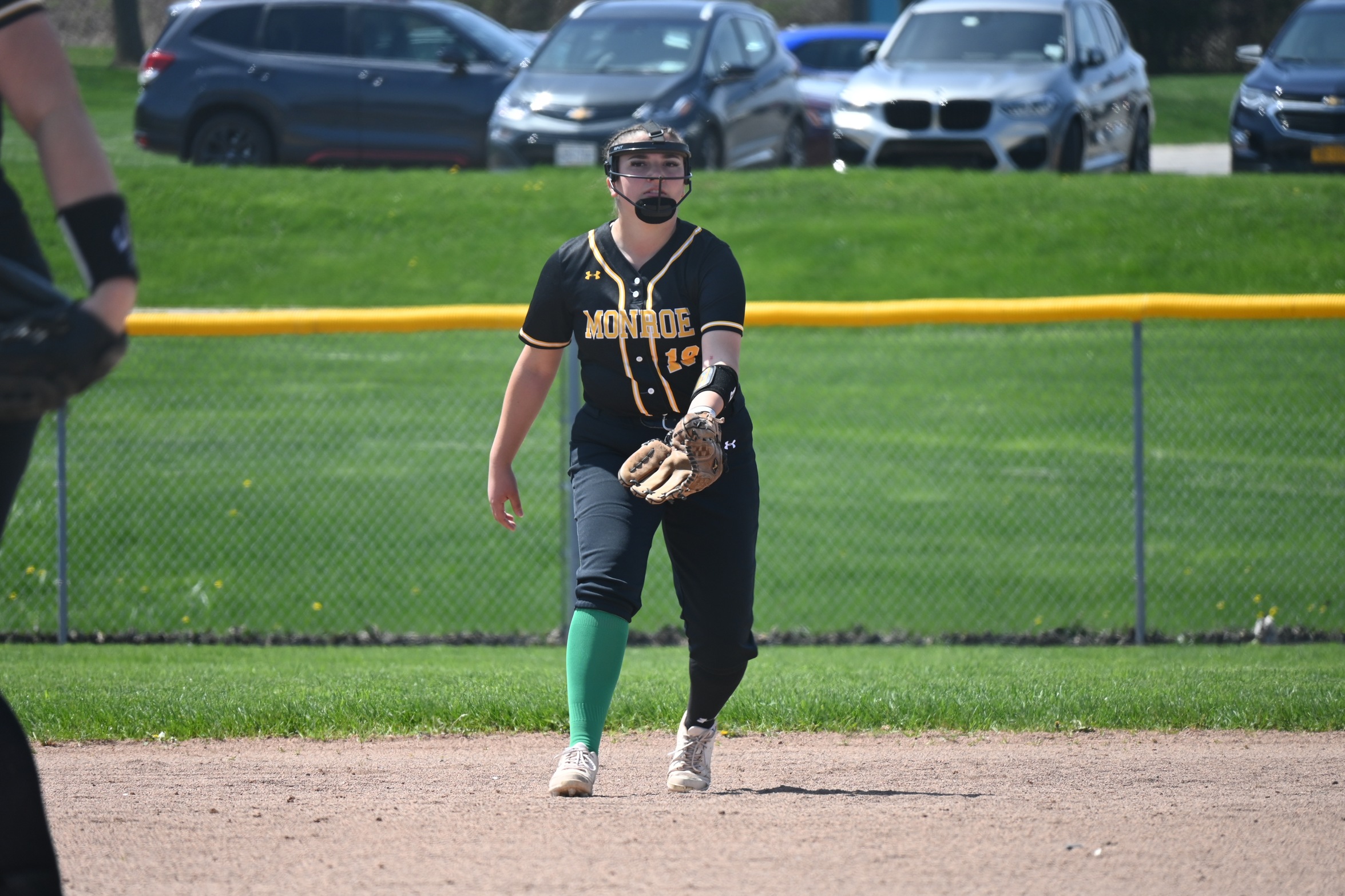Tribunes Take Two From Lakers
